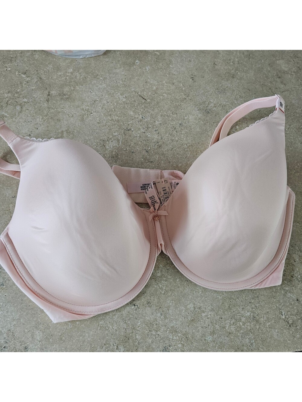 Victoria's Secret Light Pink Bra 38DD NEW